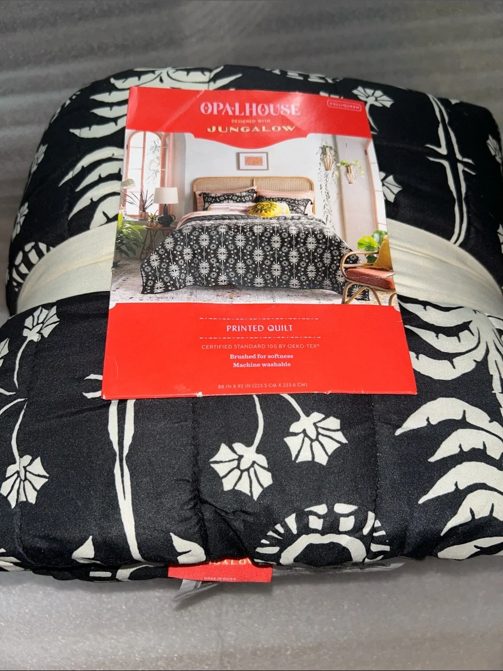 Opalhouse Jungalow F/Q Palm Frond Printed Quilt, 88” x 92” . Price is Firm